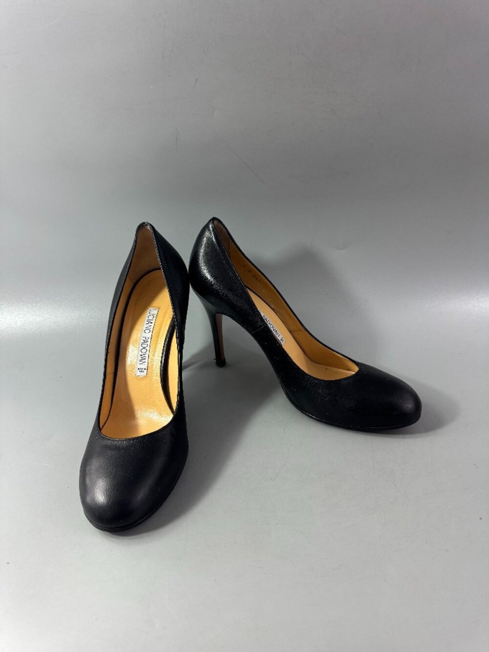 Luciano Padovan Black Leather Round-Toe Pump, Size 38